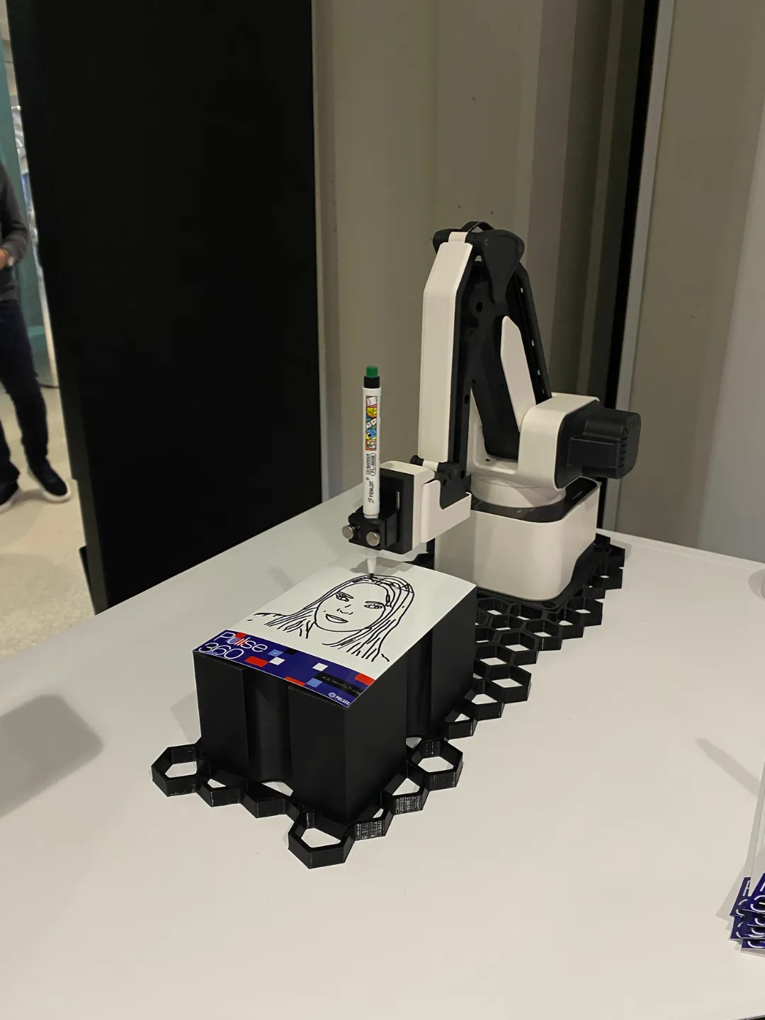 AI Drawing Bot 6