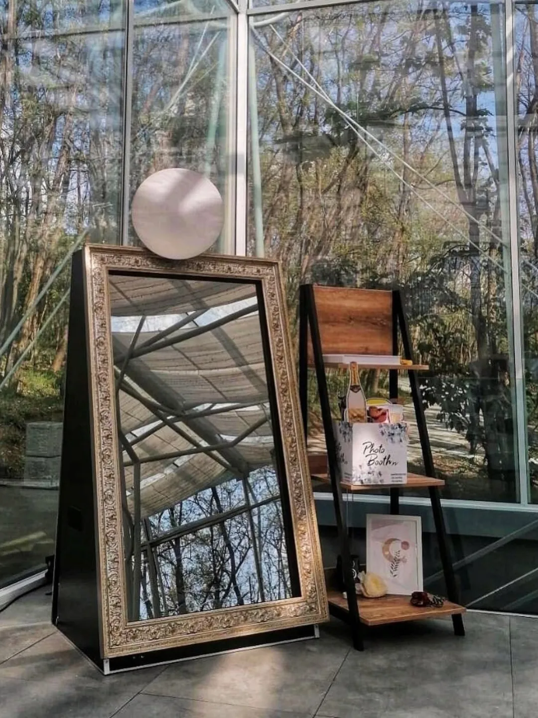 Magic Mirror 4